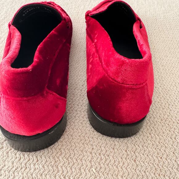 G.H. Bass Red Velvet Whitney Weejuns Loafer 8.5 Old Money Quiet Luxury Slide On - Picture 7 of 12